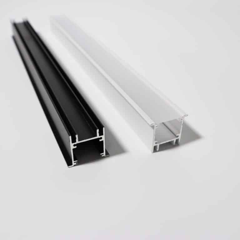 L2925 White & Black